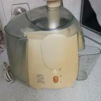 آبمیوه گیر
