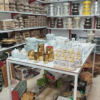 میز وسط مغازه سربندر