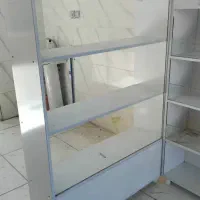 ویترین و قفسه