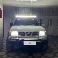 نیسان پیکاپ تک کابین