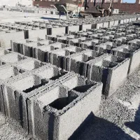 بلوک سیمانی ۲۰×۴۰ پرسی با دستگاه نیم اتومات