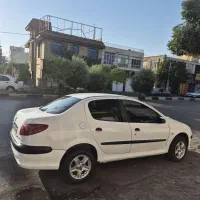 پژو 206