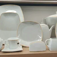 سرویس چینی پارس ۹۴ پارچه ۱۲ نفره گل طلایی