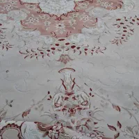 فرش کرم رنگ ۳در ۴