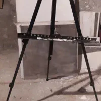 سه پایه بوم نقاشی و عکس