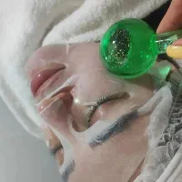 فشیال پاکسازی تخصصی پوست