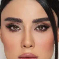 میکاپ تخصصی و حرفه‌ای با ماندگاری بالا در کرمانشاه