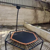 جامپینگ و ترامپولین خانگی