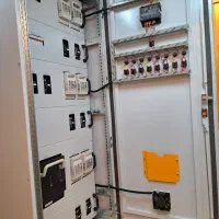 تابلو برق صنعتی / اجرا و‌نصبیات/ پنل های خورشیدی