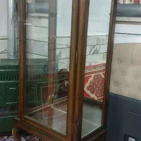 ویترین چوب راش درحدنوسالم