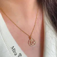 گردنبندی از جنس گل