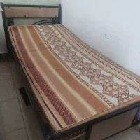 تخت یک نفره فلزی