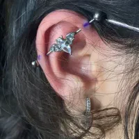تخفیف ویژه کاشت مژه و پیرسینگ و لیفت ابرو