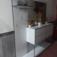 جاکفشی دیواری
