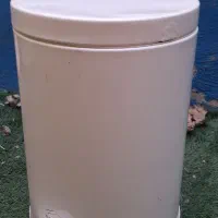 سطل زباله.سطل اشغال