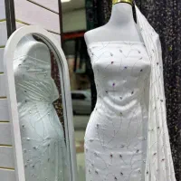 نگین زنی  قمر