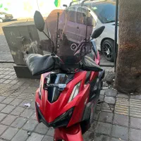 کیلیک واریو ۱۶۰ مدل۱۴۰۱