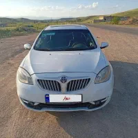 برلیانس ۳۳۰اتومات موتور بزرگ