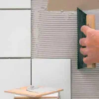 فروش تخصصی انواع چسب کاشی با تضمین عدم لق‌شدگی