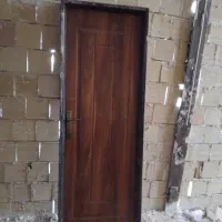یک عدد درب سرویسی