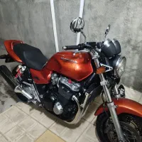 سی بی ۱۳۰۰