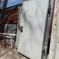 قفسه در سردخانه