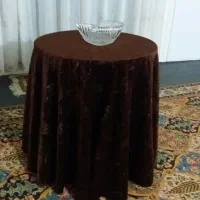 رو میزی گرد شیک برا میز غذا خوری و میز خاطره