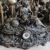 ساعت و شمعدان