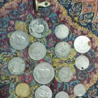 سکه های قدیمی پهلوی و خارجی 30عددو2عدد مهر قدیمی
