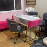نیازمنده ناخن کار و مژه کار