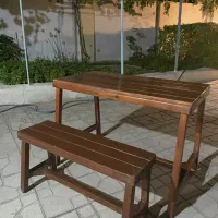 میز و نیمکت چوبی