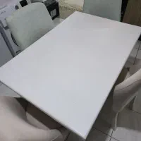 میز غذا خوری درحد نو