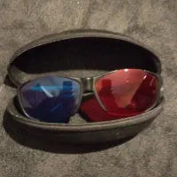 عینک سه بعدی