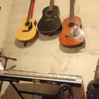 نواختن اهنگ به صورت زنده