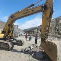اجاره بیل مکانیکی و کمپرسی جفت در قصرشیرین
