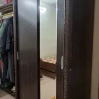 کمد لباس و کتابخانه