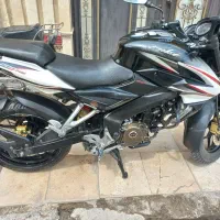 موتورسیکلت ان اس۲۰۰ مدل ۱۳۹۳