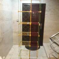 قفسه فلزی مشبک