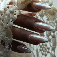 کاشت ناخن فقط۵۰۰تومان