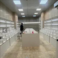 قفسه دکور ویترین مغازه mdf جنس خوب ss