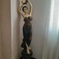 مجسمه اباژور
