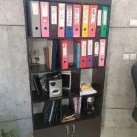 کتابخانه.میز و صندلی