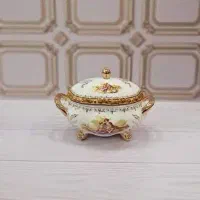شکلات خوری دنسی