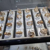 طلا و جواهر