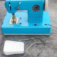 چرخ خیاطی فلزی