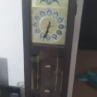 ساعت ایستاده چوبی