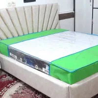 تخت و تشک
