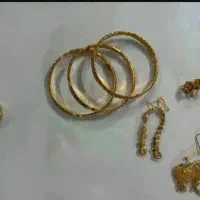 حدودا  40 گرم  طلا