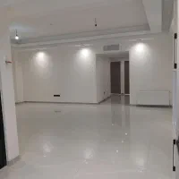 واحد ۱۳۰ متری ، سه خواب .نوساز