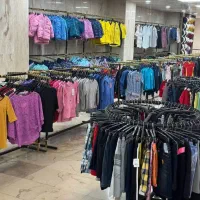 دست‌فروشان و مغازه‌داران اگهی نگاه کنن کلکسیونی